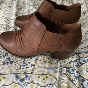 NWOT boots. Never worn